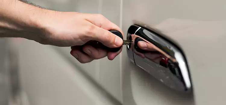 Why Choose Our Auto Locksmith Team in Vero Beach South, FL?